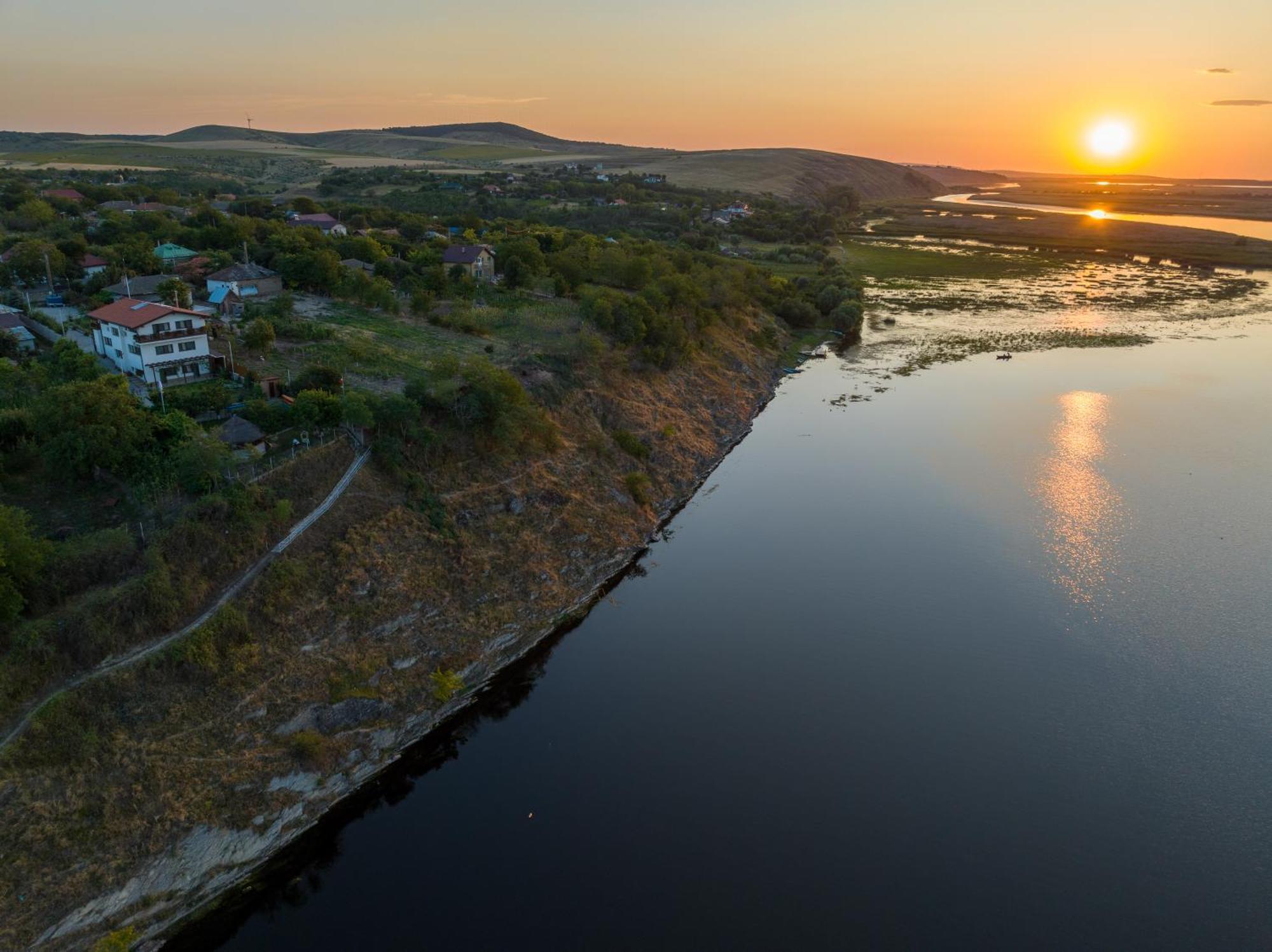 Laguna Nuferilor Habitat Somova ภายนอก รูปภาพ